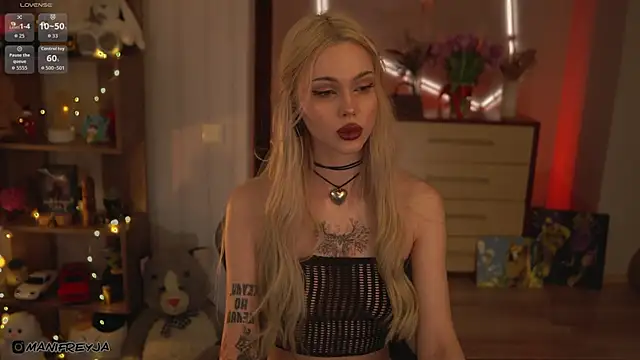 ManiFreyja online show from 03-11-26, 08:37