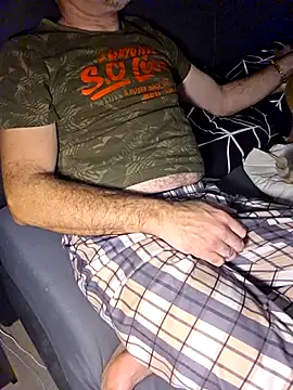 Crosss-23cm online show from 12-17-25, 06:25