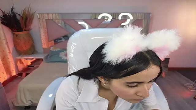 Mia Fischer online show from 12-05-25, 07:10