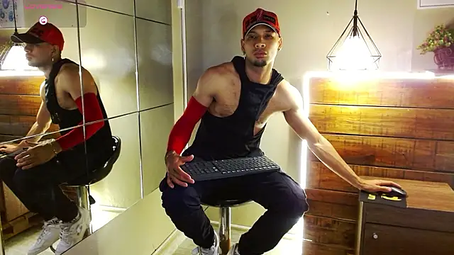 Snapshot of SonicJ25 chatting on 02-22-26, 11:36 SonicJ25 online show from 02-22-26, 11:36