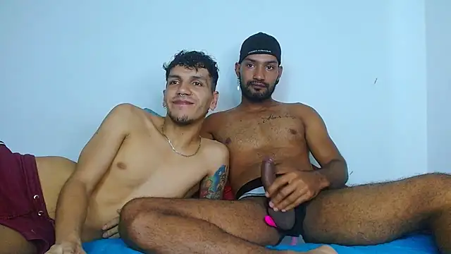 Snapshot of Benjamin_show chatting on 03-08-25, 09:08 Benjamin show online show from 03-08-25, 09:08