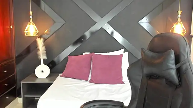 Snapshot of andre_soto_ chatting on 03-08-25, 05:17 andre soto online show from 03-08-25, 05:17