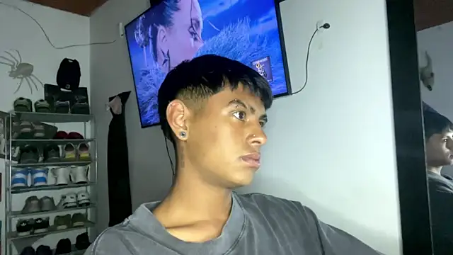 Snapshot of _Billowy_ chatting on 11-17-25, 10:26 Billowy online show from 11-17-25, 10:26