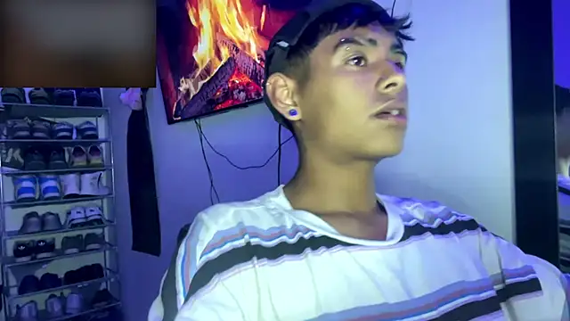 Snapshot of _Billowy_ chatting on 11-20-25, 11:48 Billowy online show from 11-20-25, 11:48