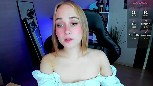 LianaBright online show from 10-05-25, 02:10