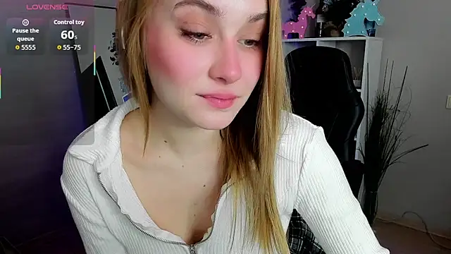 LianaBright online show from 01-17-26, 02:16