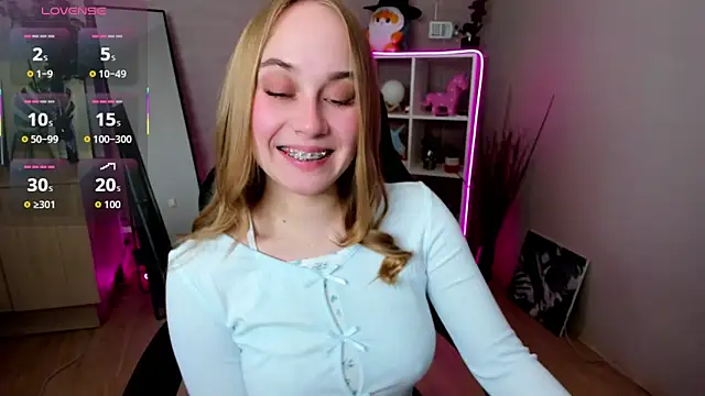 LianaBright online show from 03-23-26, 02:04