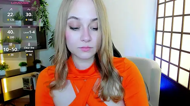 LianaBright online show from 06-04-26, 01:44