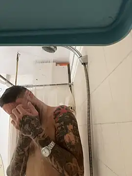 Snapshot of chavito2223 chatting on 09-23-25, 06:11 chavito2223 online show from 09-23-25, 06:11