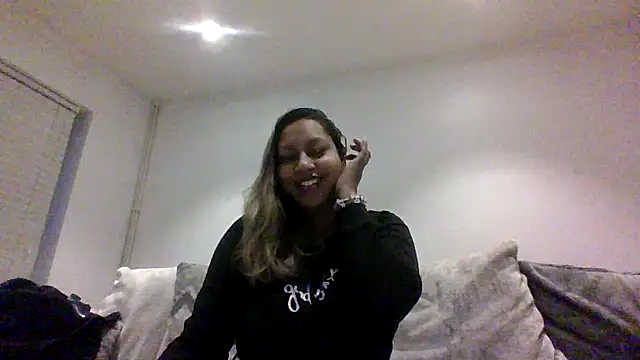 Snapshot of TEMPTING-TAMMY chatting on 01-04-25, 07:45 TEMPTING-TAMMY online show from 01-04-25, 07:45