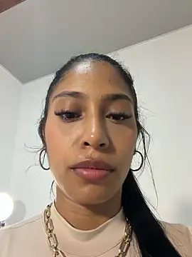 Snapshot of Anna_risse chatting on 06-14-26, 07:21 Anna risse online show from 06-14-26, 07:21