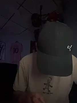 Snapshot of Stiven_017 chatting on 01-18-26, 12:25 Stiven 017 online show from 01-18-26, 12:25