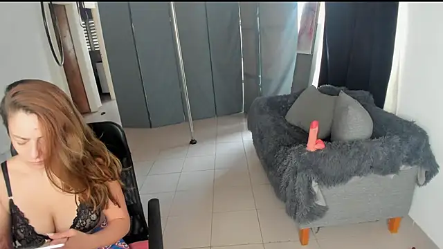 jessiburningheels online show from 01-19-25, 04:46