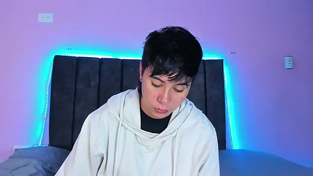 AbbySmiitth  online show from 01-26-25, 12:22