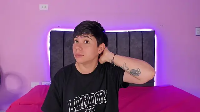 AbbySmiitth  online show from 01-29-25, 12:24