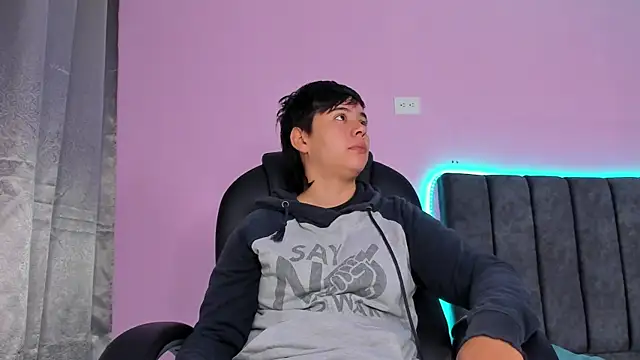 AbbySmiitth  online show from 02-11-25, 12:16