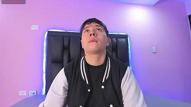 AbbySmiitth  online show from 02-22-25, 12:19