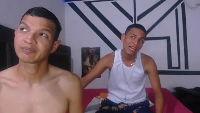 Snapshot of badssboys_always chatting on 01-12-25, 04:10 badssboys always online show from 01-12-25, 04:10