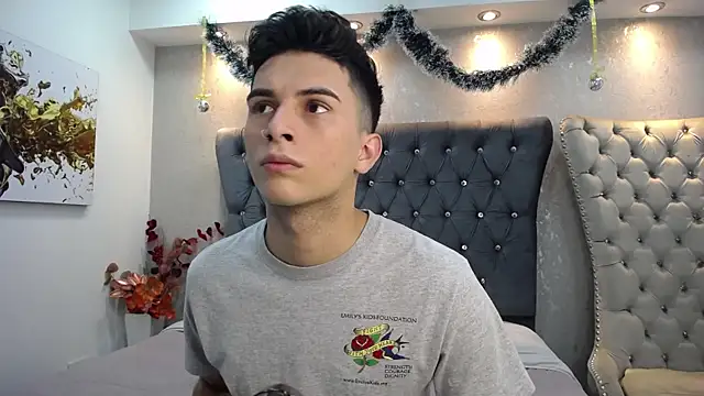 MrWilliseo online show from 12-25-24, 05:47