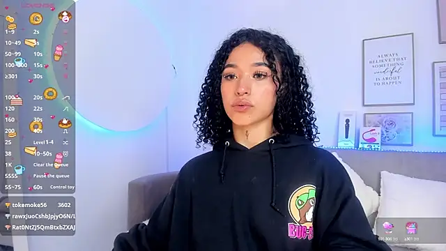 Snapshot of Crystal_Dluna chatting on 02-05-25, 03:52 Crystal Dluna online show from 02-05-25, 03:52