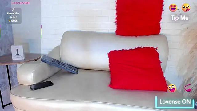 Snapshot of KENDER21_ chatting on 02-25-25, 03:49 KENDER21 online show from 02-25-25, 03:49