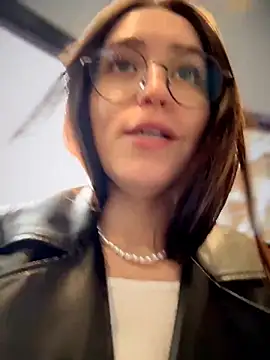 meow girl online show from 04-03-26, 09:29