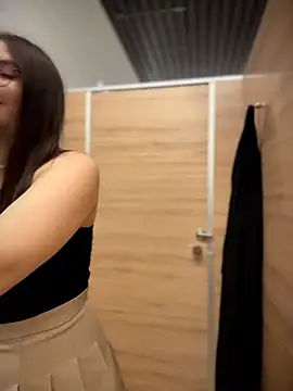 meow girl online show from 05-19-26, 11:38