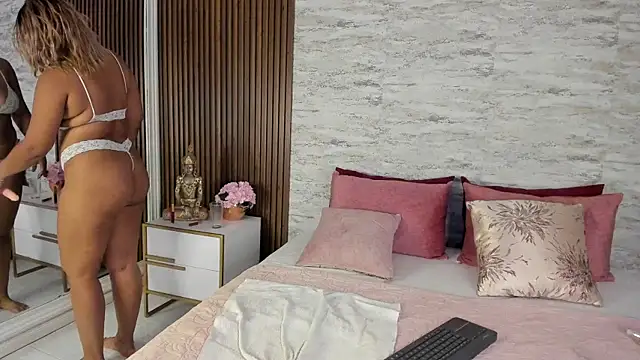 MadisonHunter2024 online show from 02-01-25, 10:44