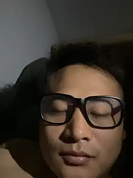 Snapshot of lixiaoshuai8 chatting on 03-02-25, 03:27 lixiaoshuai8 online show from 03-02-25, 03:27