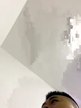 Snapshot of lixiaoshuai8 chatting on 12-14-25, 02:44 lixiaoshuai8 online show from 12-14-25, 02:44