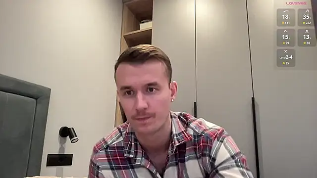 cute mark online show from 12-02-25, 12:54