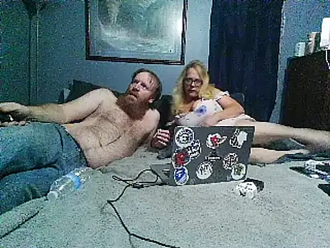 Snapshot of letsgetdirty1981 chatting on 01-27-25, 07:56 letsgetdirty1981 online show from 01-27-25, 07:56