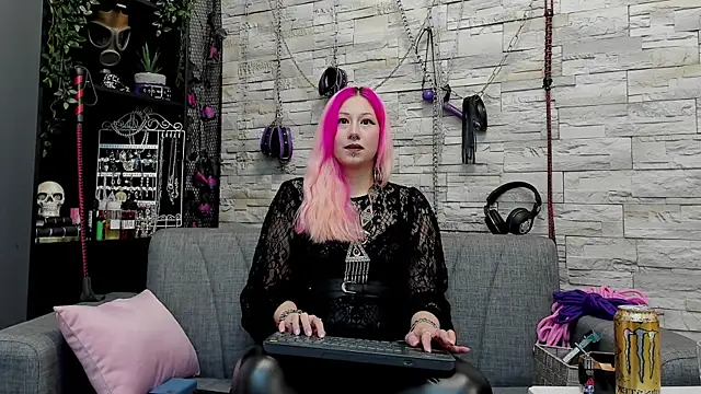 CruelMistress online show from 12-13-24, 04:43