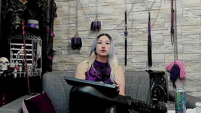 Snapshot of CruelMistress chatting on 02-26-26, 01:48 CruelMistress online show from 02-26-26, 01:48