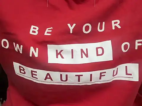 Snapshot of _FluffyHxney_ chatting on 12-03-24, 06:48 FluffyHxney online show from 12-03-24, 06:48