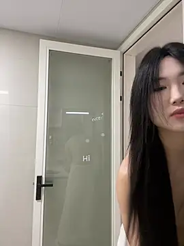 Snapshot of xyebobs chatting on 03-14-25, 04:21 xyebobs online show from 03-14-25, 04:21