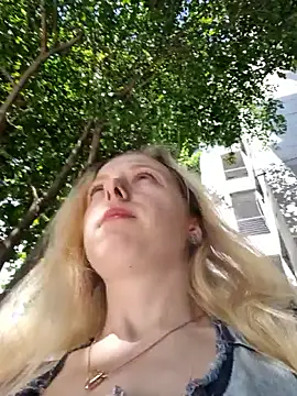 Public Katrisha online show from 10-16-25, 01:12