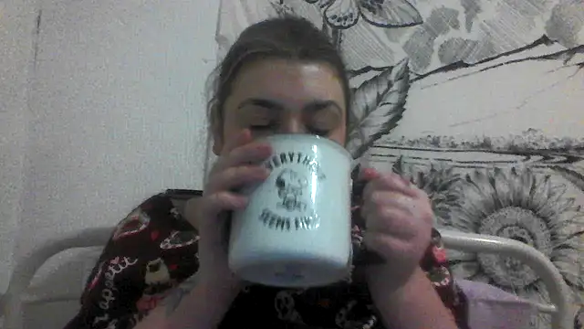 CamilaCherryX online show from 11-15-25, 07:10