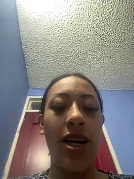 Snapshot of Little_aphrodite chatting on 12-05-24, 09:39 Little aphrodite online show from 12-05-24, 09:39