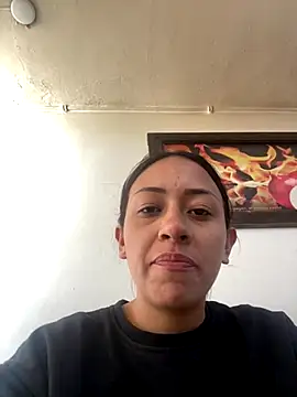 Snapshot of Little_aphrodite chatting on 09-21-25, 08:43 Little aphrodite online show from 09-21-25, 08:43