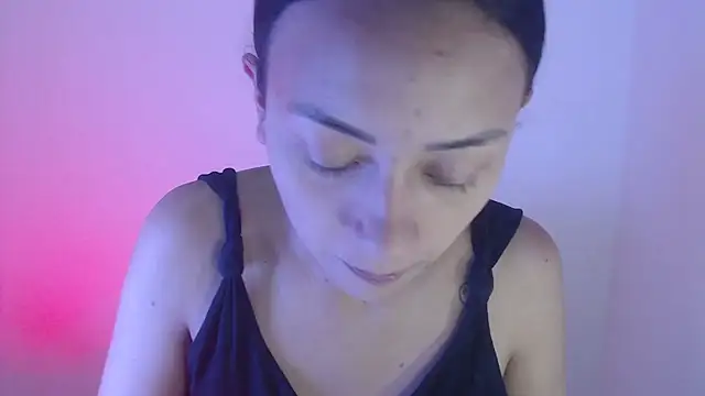 Snapshot of Little_aphrodite chatting on 09-30-25, 10:26 Little aphrodite online show from 09-30-25, 10:26