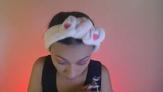 Snapshot of Little_aphrodite chatting on 10-17-25, 07:16 Little aphrodite online show from 10-17-25, 07:16