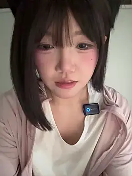 Snapshot of buluuuuuu chatting on 01-05-25, 03:45 buluuuuuu online show from 01-05-25, 03:45