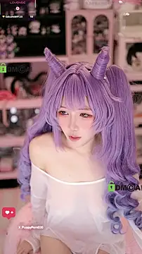 Snapshot of buluuuuuu chatting on 11-17-25, 12:00 buluuuuuu online show from 11-17-25, 12:00