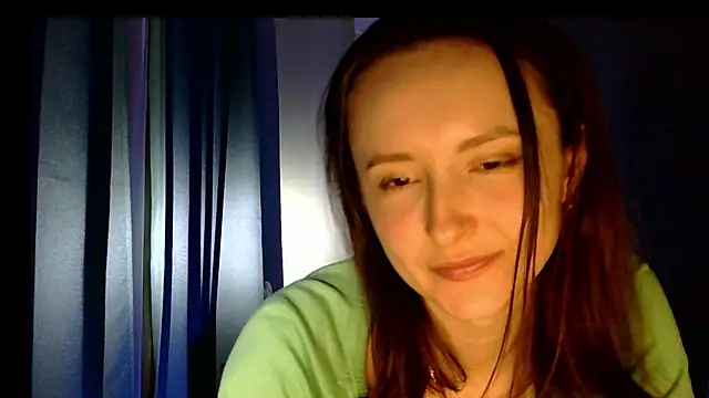 Snapshot of LilyXSky chatting on 01-15-25, 06:40 LilyXSky online show from 01-15-25, 06:40