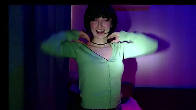 Snapshot of LilyXSky chatting on 02-19-25, 02:55 LilyXSky online show from 02-19-25, 02:55