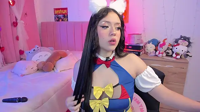 Snapshot of p3ach1 chatting on 10-12-25, 03:05 p3ach1 online show from 10-12-25, 03:05