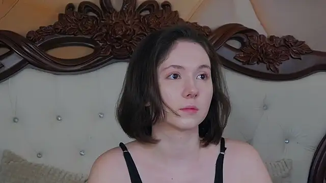 Snapshot of IreneRaye chatting on 02-19-25, 04:55 IreneRaye online show from 02-19-25, 04:55