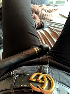 Ana-05 online show from 09-13-25, 10:48