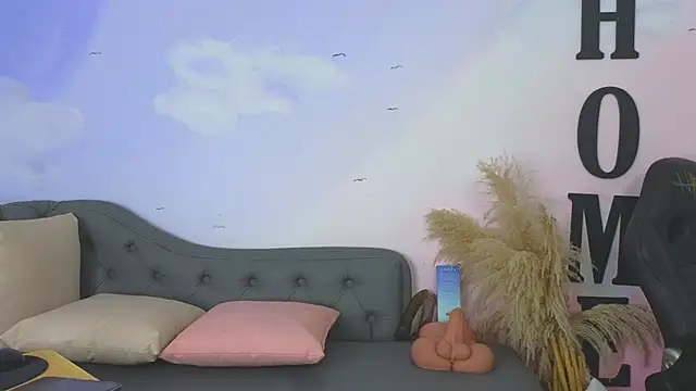 carolayrosse online show from 12-17-25, 05:02